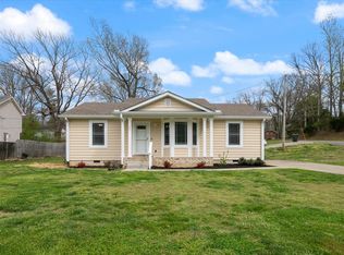 101 Birch St, Dickson, TN 37055