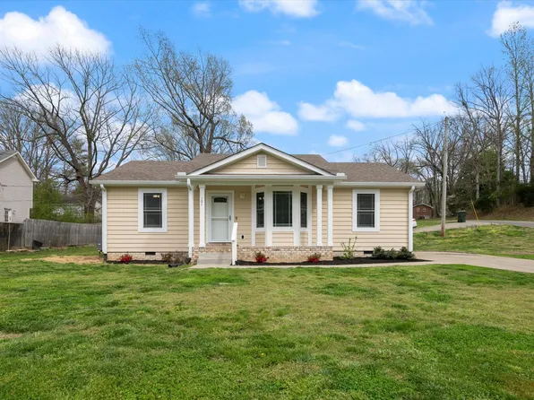 101 Birch St, Dickson, TN 37055