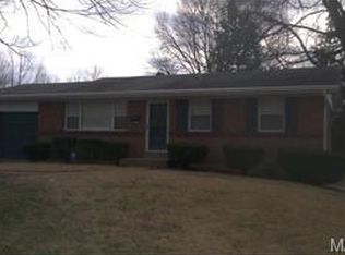 814 Font Ln, Saint Louis, MO 63137