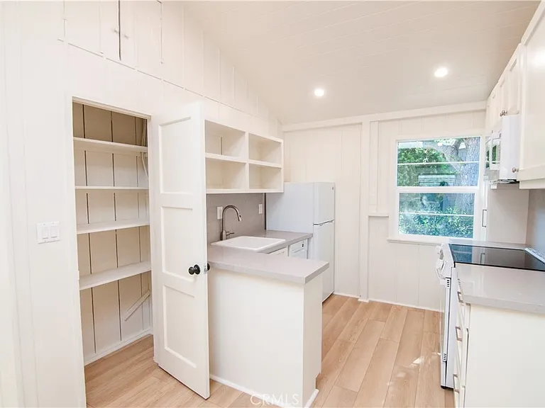 1145 N Coast Hwy #C — Photo 10