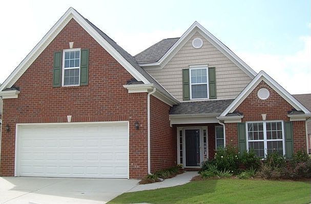 ALL BRICK -in Gated Community