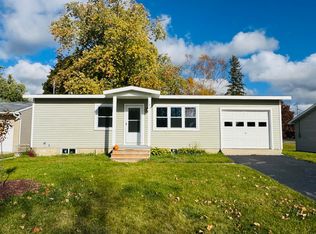 104 Birdie Ln, Alpena, MI 49707