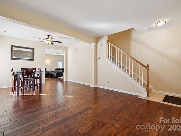 4th image of 1411 Ladora Dr