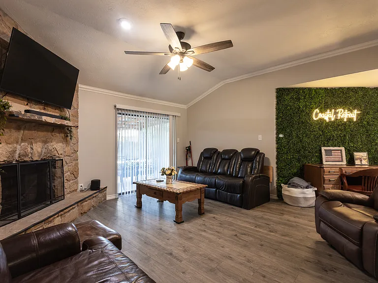 3412 Coastal Dr — Photo 6