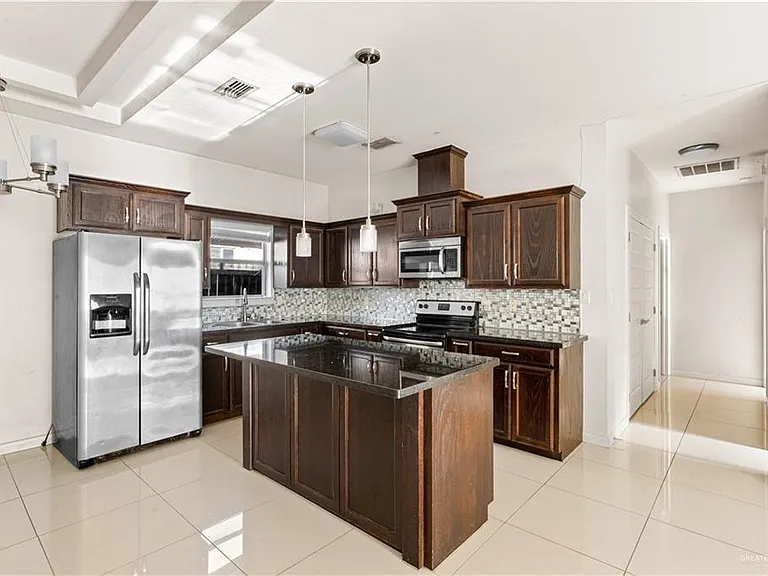 1707 W Smith Dr #4 — Photo 3