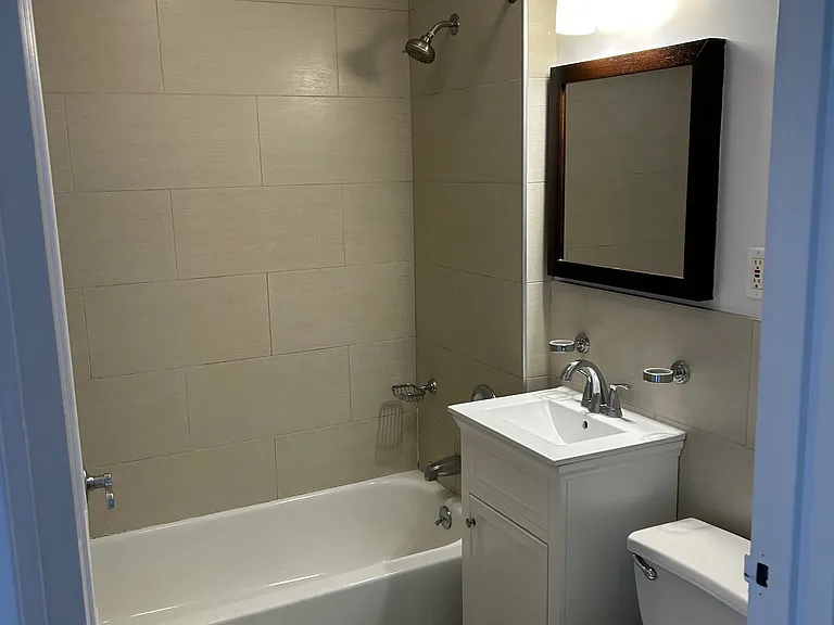647 Washington Ave #7A — Photo 9
