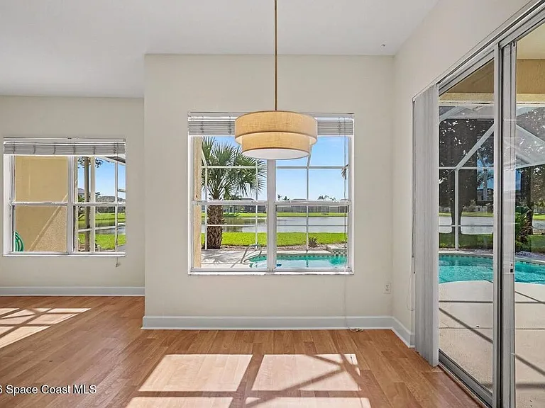 4751 Chardonnay Dr — Photo 14