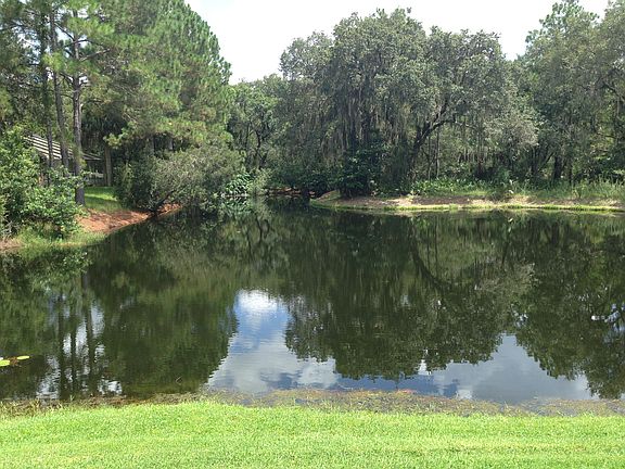 3rd image of 6539 Stonington Dr