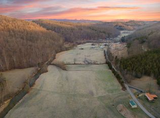 A & C Wildie Rd, Mount Vernon, KY 40456