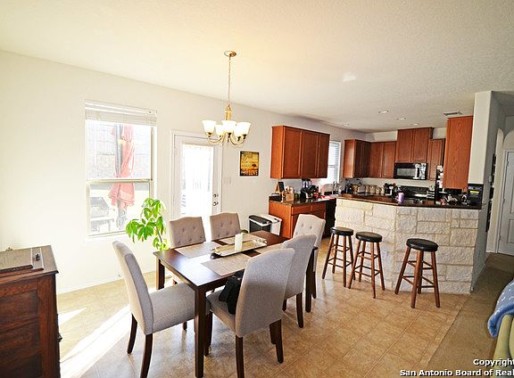 5th image of 6124 Callaway Park