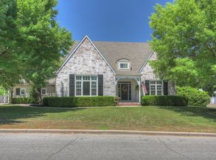 3631 Rustwood Rd, Joplin, MO 64801