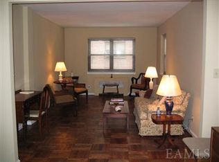 61 White Oak St APT 1B, New Rochelle, NY 10801
