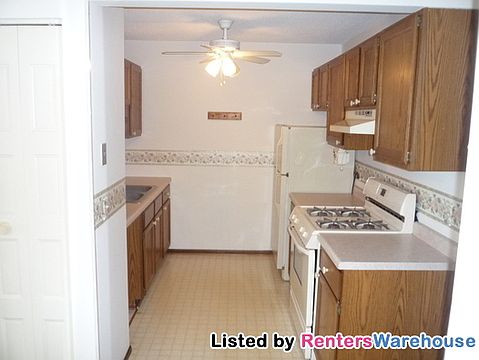 4th image of 1601 N Innsbruck Dr #0