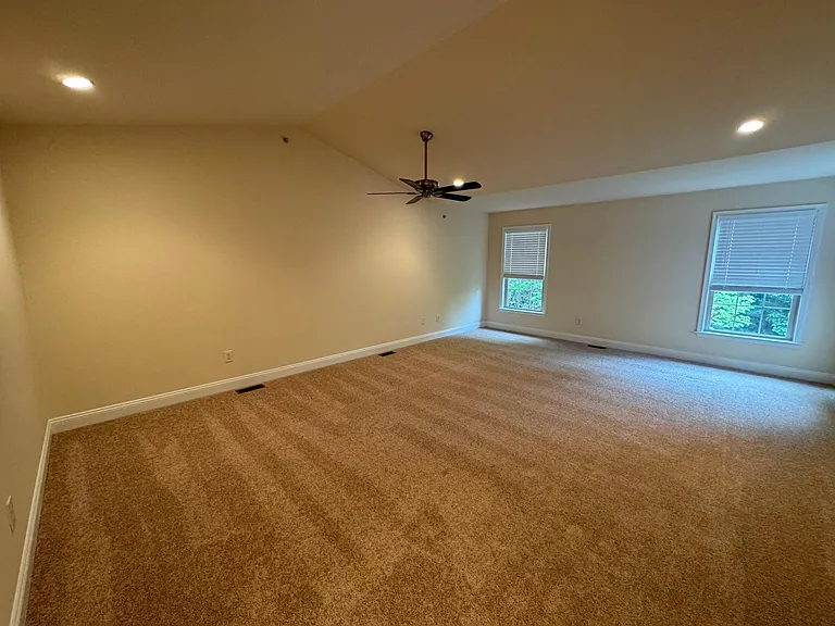 400 Barefield Ln — Photo 18