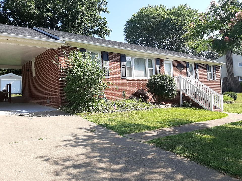 1st image of 6366 Lakeway Dr