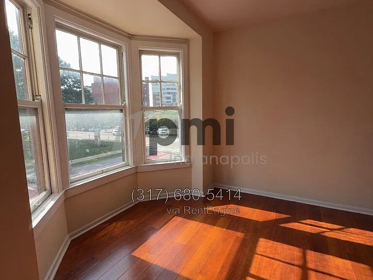 Indy Downtown Colonial Apartments — Photo 37