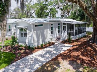 12130 Grand Oak Ln, Oxford, FL 34484