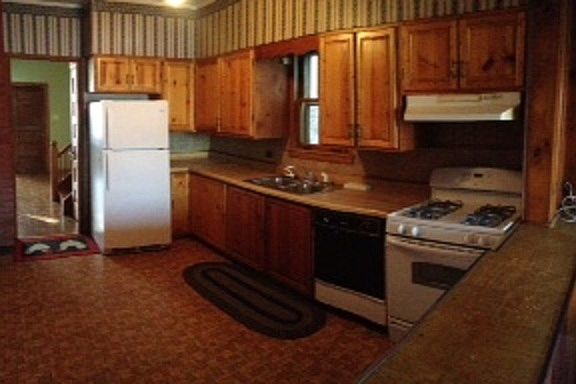 5th image of 2847 N Damen Ave