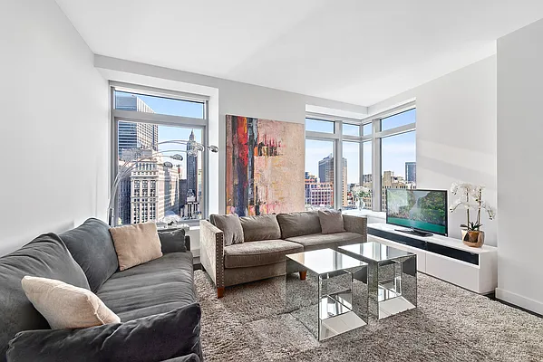 Rented by Douglas Elliman | media 14