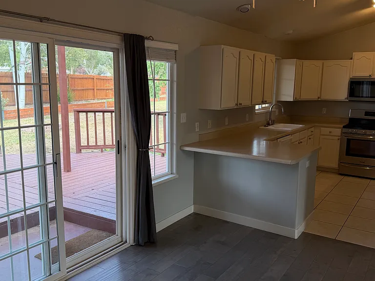 2574 Silver Oak Ct — Photo 5