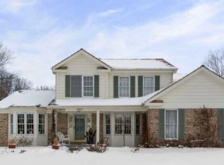 17807 W Pond Ridge Cir, Gurnee, IL 60031