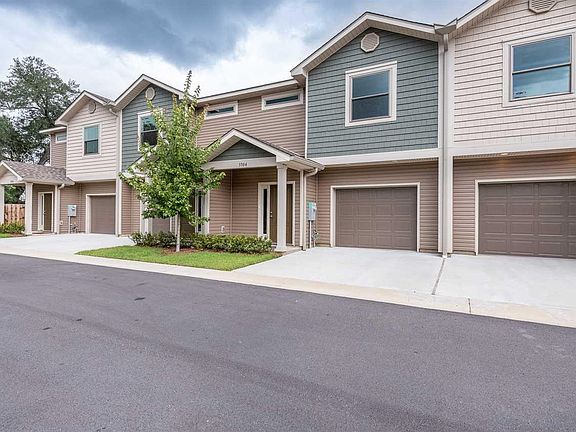 3rd image of 3500 Mossy Oaks Villas Cir