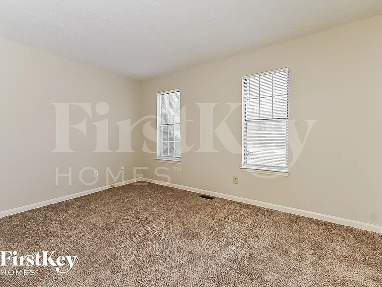 6256 Valdez Dr — Photo 10