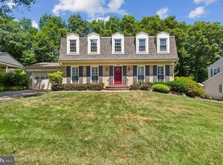 8610 Nanlee Dr, Springfield, VA 22152