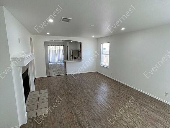 5th image of 720 Blair Ave