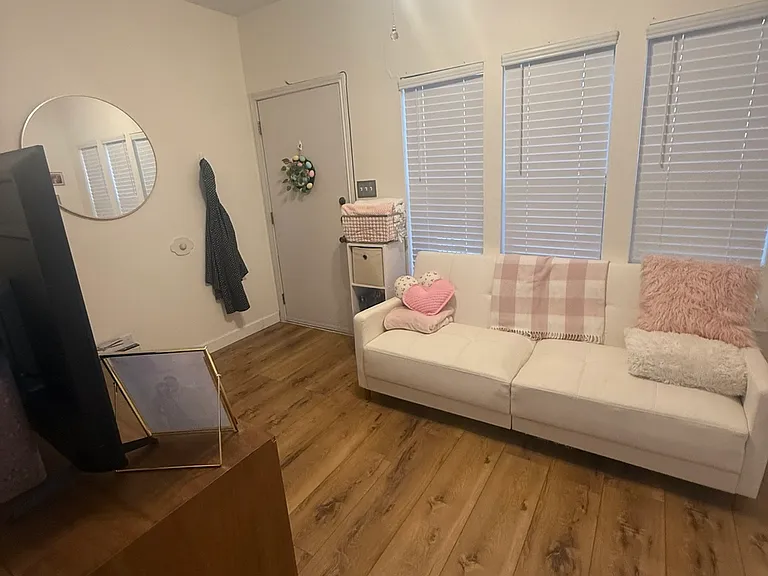 3115 Tom Green St #401 — Photo 13