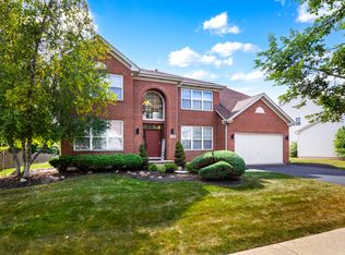 2151 Kemmerer Ln, Bolingbrook, IL 60490