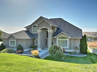 215 Kristen Ln, Kennewick, WA 99338