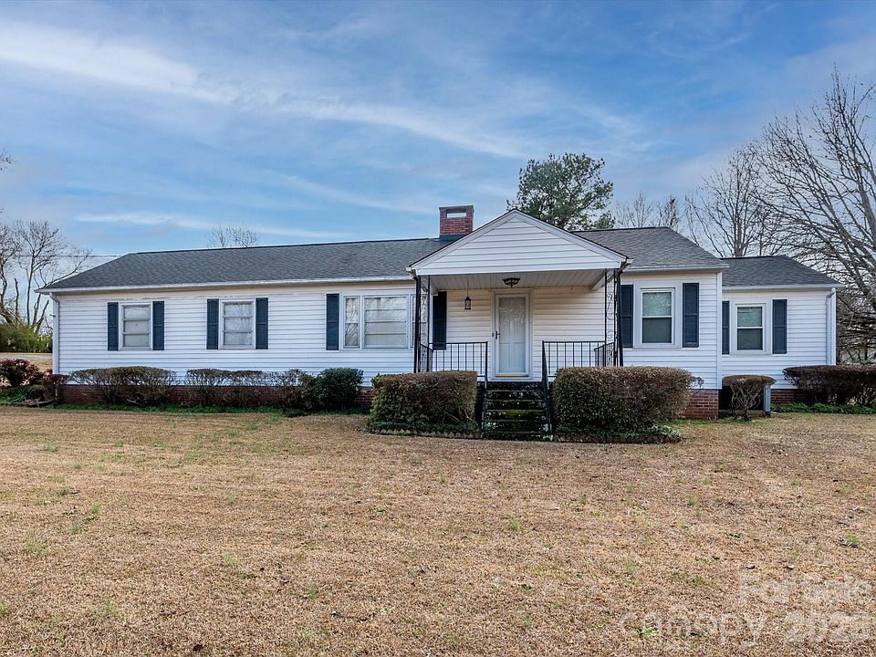 1st image of 968 Hampton Grace Ave