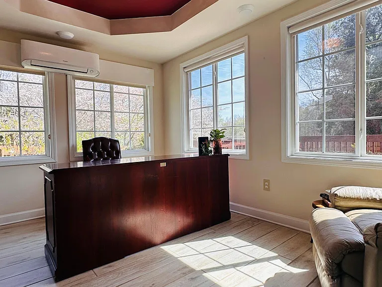 5814 Crooked Creek Rd — Photo 21