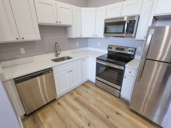 66 Main St #3B, Taunton, MA 02780