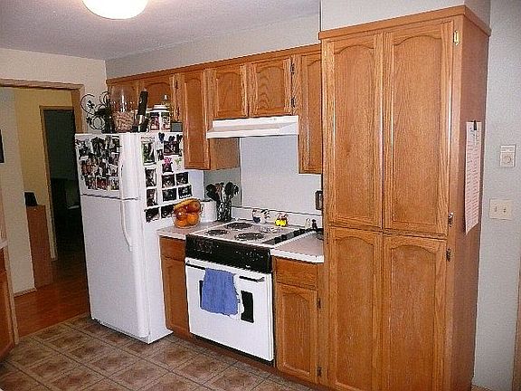 3rd image of 13409 NE 41st St