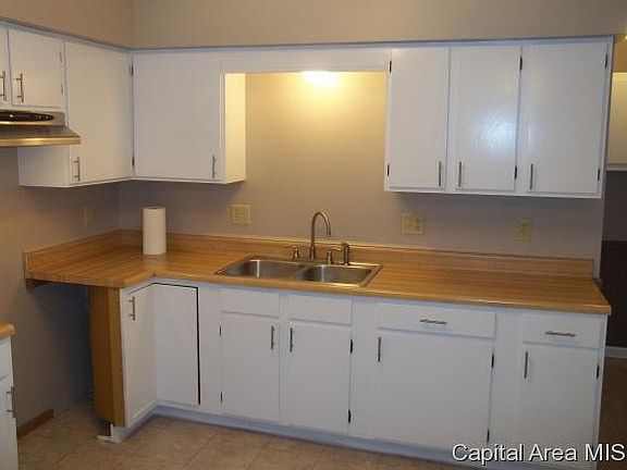 Kitchen Cabinetry