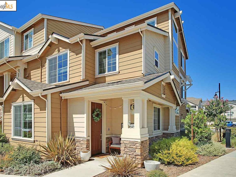 1st image of 18496 Garnet Ln