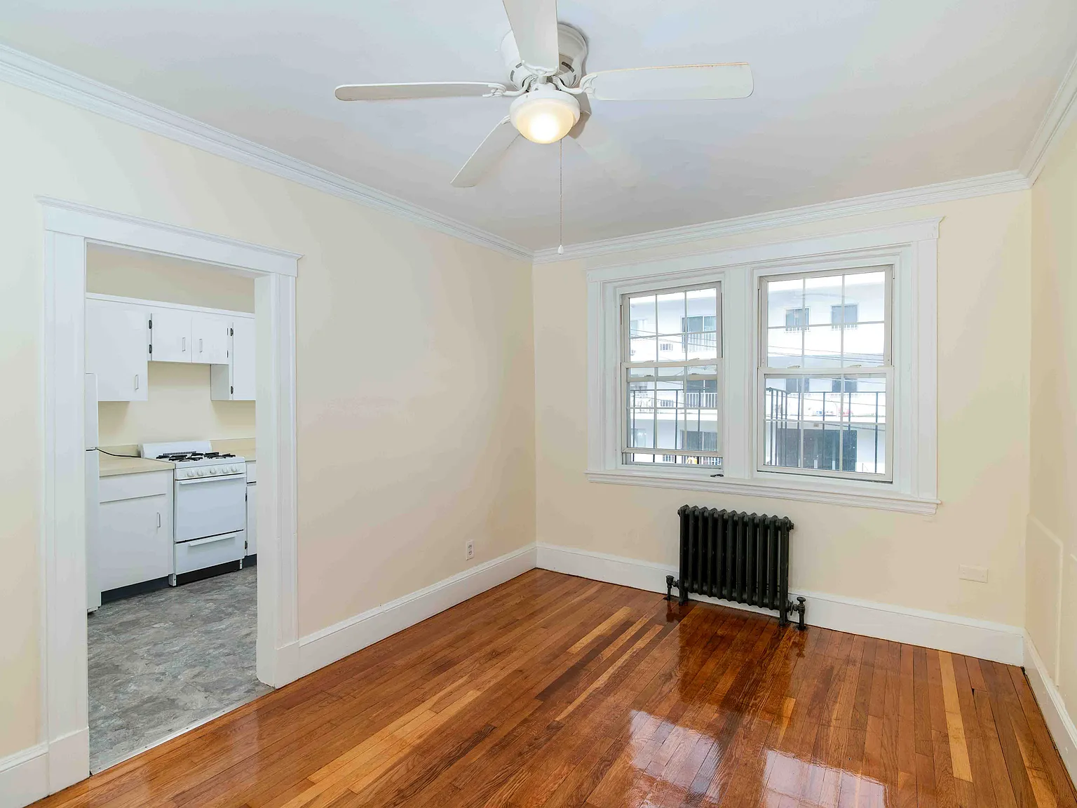 1 bed, 460 sqft, $2,000 — Photo 2