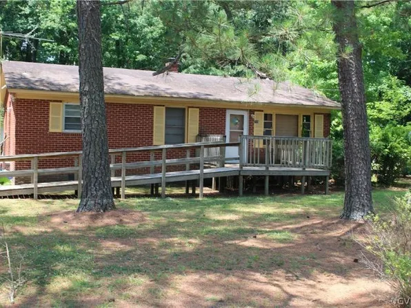 218 Dogwood St, Waverly, VA 23890