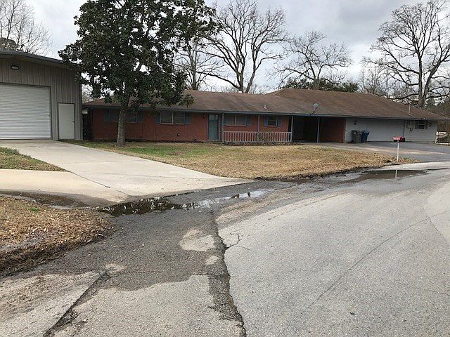 1st image of 1501 Diana St