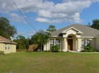 8489 N Tiny Lily Dr, Citrus Springs, FL 34434