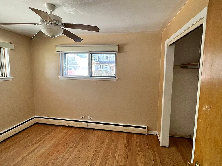 9437 Burlington Ave #3 — Photo 17