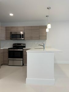 8305 SW 72nd Ave APT 311A, Miami, FL, 33143