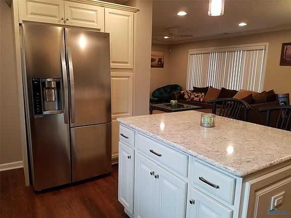 3rd image of 4121 Talwood Ln