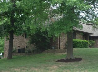 720 Harvest Dr, Jefferson City, MO 65109