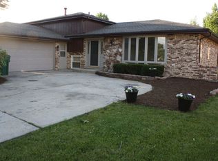 12048 Winchester Rd, Orland Park, IL 60467