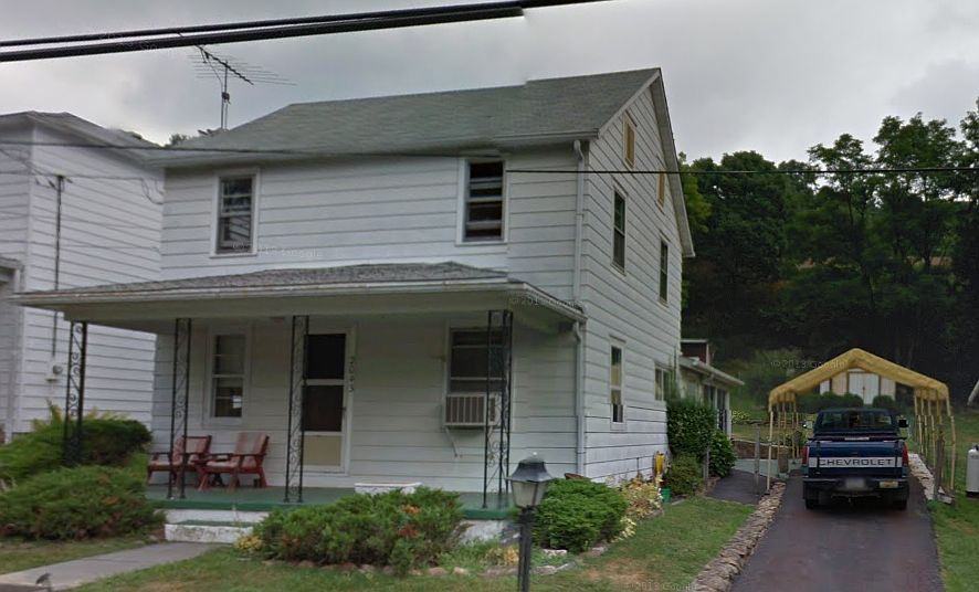2nd image of 2043 Oakhurst Dr