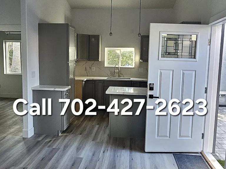 1370 Fairchild St — Photo 3