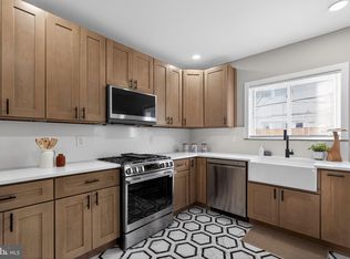 926 Mifflin St, Philadelphia, PA 19148